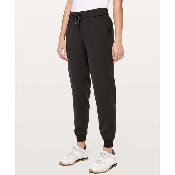 Lululemon On the Fly Jogger Black Size 4 Women's Workout Running Pants - Picture 1 of 9